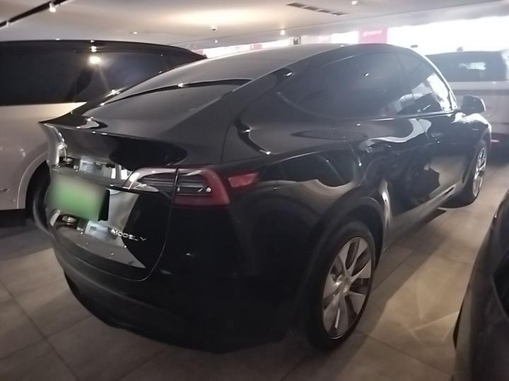 Model Y 2022 Facelift Long Range AWD photo 4