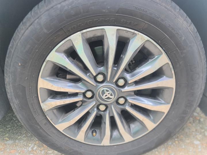 Corolla 2017 Facelift 1.2T S-CVT GL photo 8