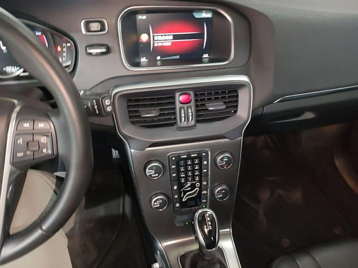 V40 2016 T3 photo 8
