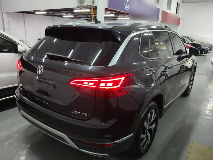 Tayron 2020 330TSI RWD Luxury Connected photo 4