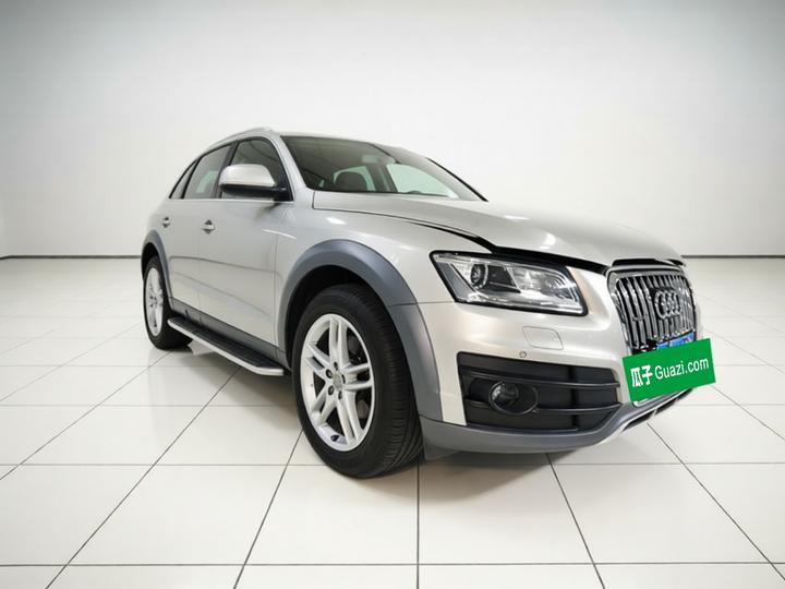 Q5 2017 Plus 40 TFSI Tech photo 3