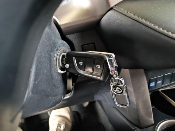 RAV4 2015 2.0L CVT RWD photo 8