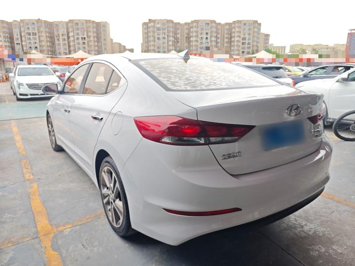 Elantra 2016 1.6L AT Smart Elite photo 4