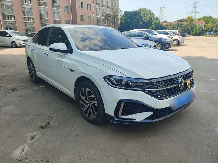 Lavida 2024 1.5L AT photo 3