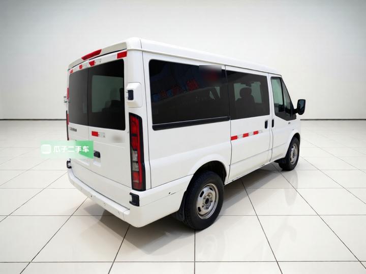 2023 2.0T AT Short Wheelbase 6-Seater photo 6