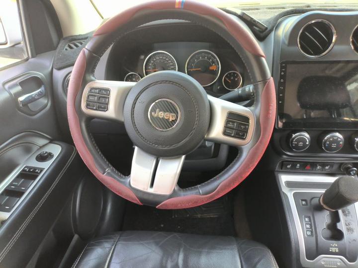 Compass Imported 2014 Facelift 2.0L RWD Elite photo 3