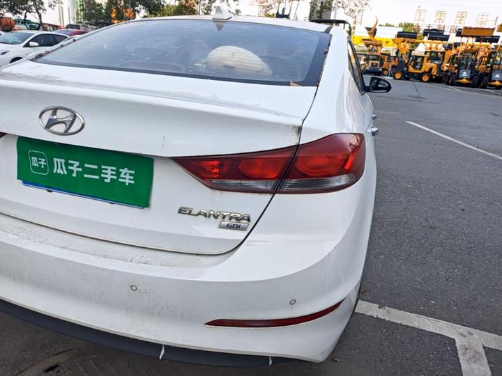 Elantra 2016 1.6L AT Smart Elite photo 7
