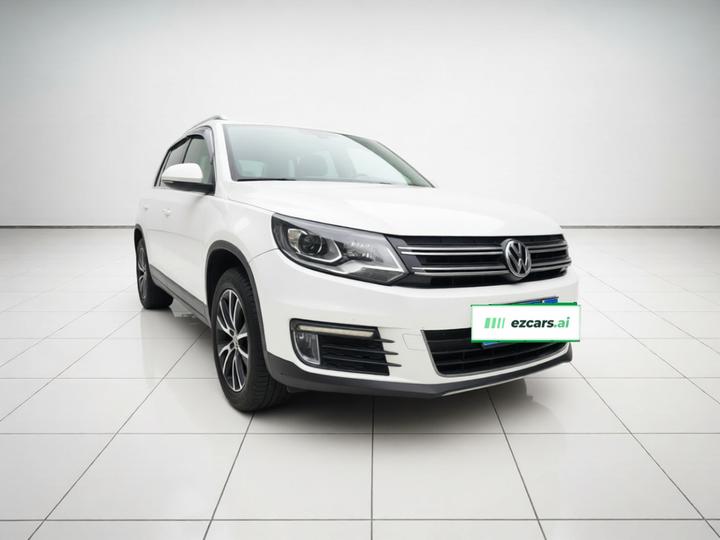 Tiguan 2015 1.8TSI AT RWD Luxury photo 3