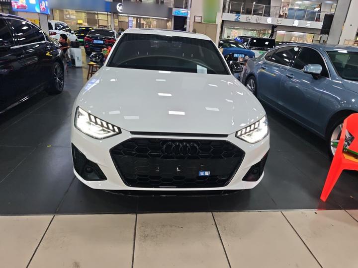 A4L 2023 40 TFSI Luxury Dynamic photo 2