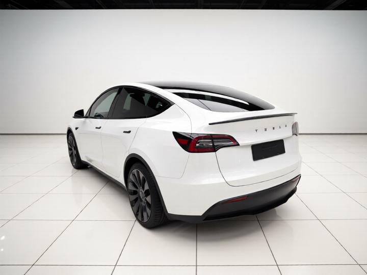 Model Y 2023 Performance AWD photo 4