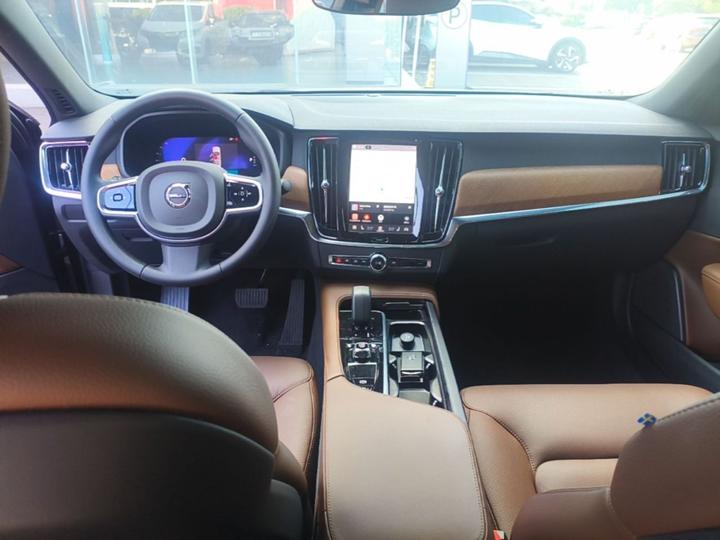 S90 2025 B5 Luxury photo 5