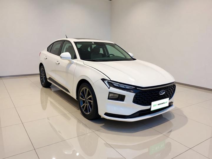 Mondeo 2025 2.0T EcoBoost Luxury photo 3