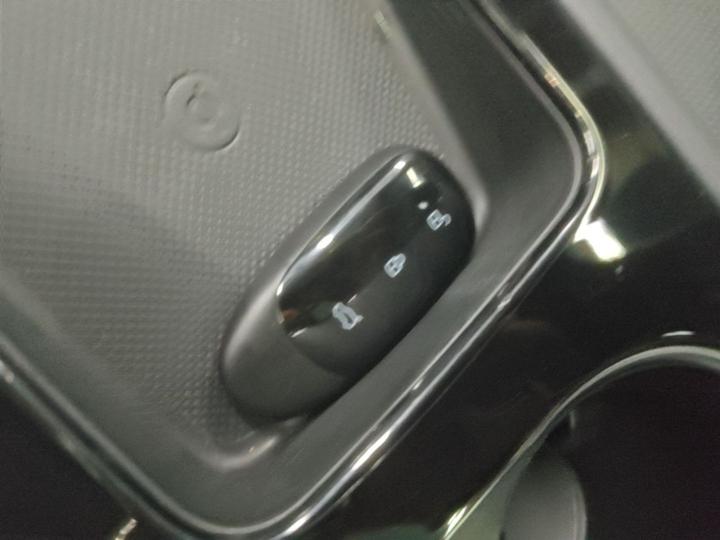 Li Auto ONE 2020 EREV 6-Seater photo 8