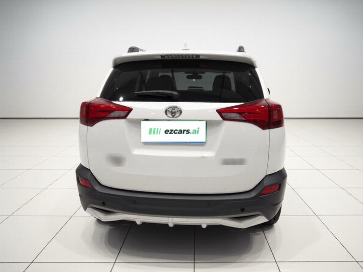 RAV4 2015 2.0L CVT RWD photo 5