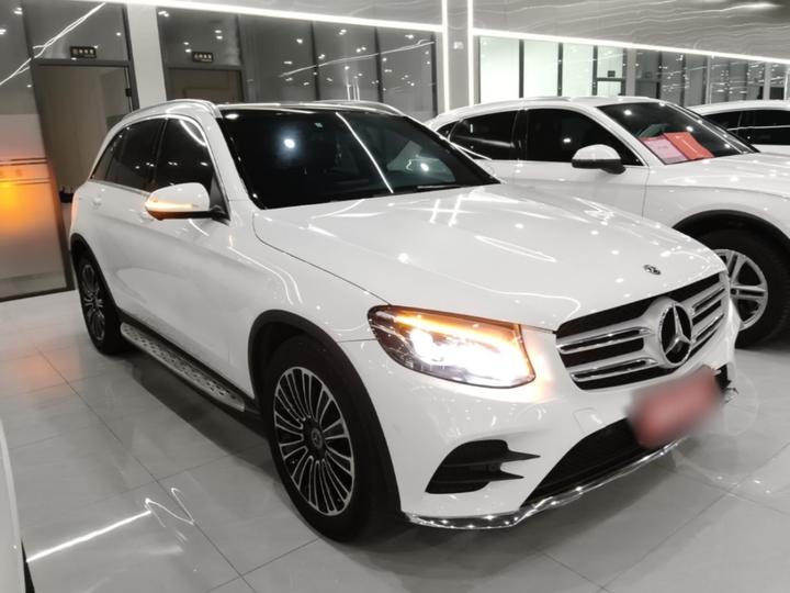GLC 2018 GLC 260 4MATIC Dynamic photo 3