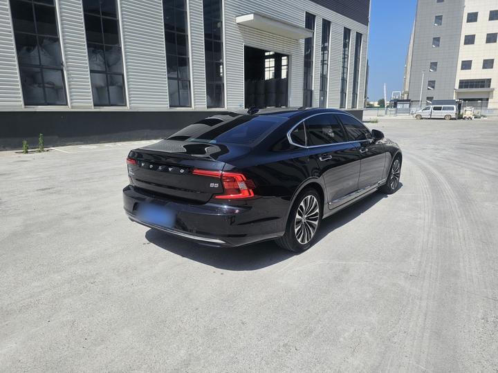 S90 2023 B5 Luxury photo 3