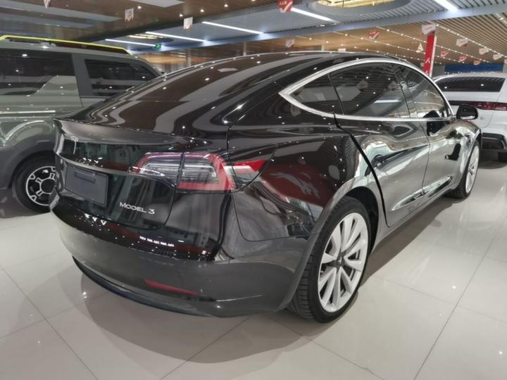 Model 3 2020 Standard Range RWD Upgraded photo 4