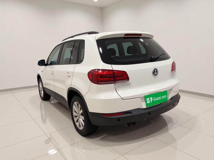 Tiguan 2016 280TSI AT RWD photo 4