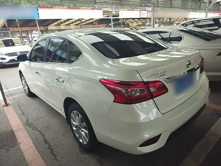Sylphy 2024 Facelift Classic 1.6XE CVT Comfort photo 4