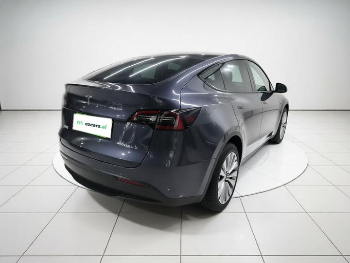 Model Y 2022 Long Range AWD photo 4