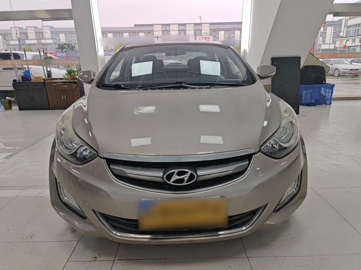 Elantra 2015 1.6L AT Leading photo 2
