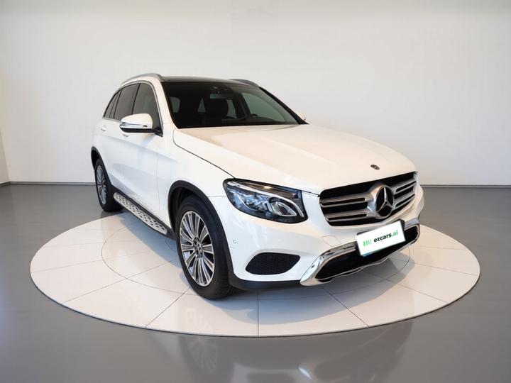 GLC 2017 GLC 200 4MATIC photo 3