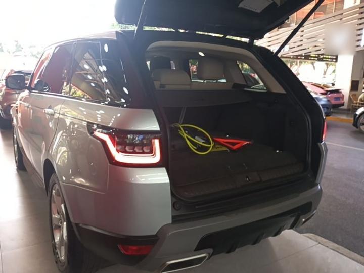 Range Rover Sport EV 2021 P400e SE photo 4