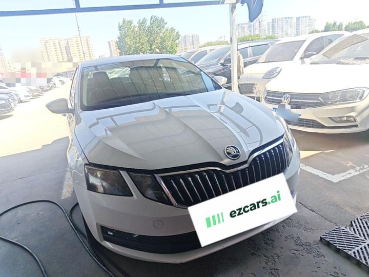 Octavia 2021 1.5L AT Comfort photo 3