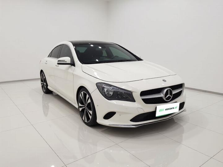 CLA 2017 Facelift CLA 200 Dynamic photo 3