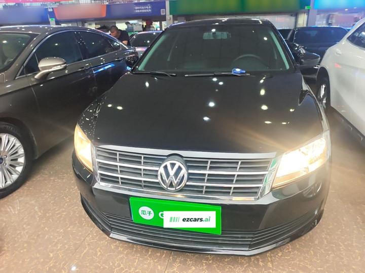 Lavida 2013 Facelift Classic 1.6L AT photo 2