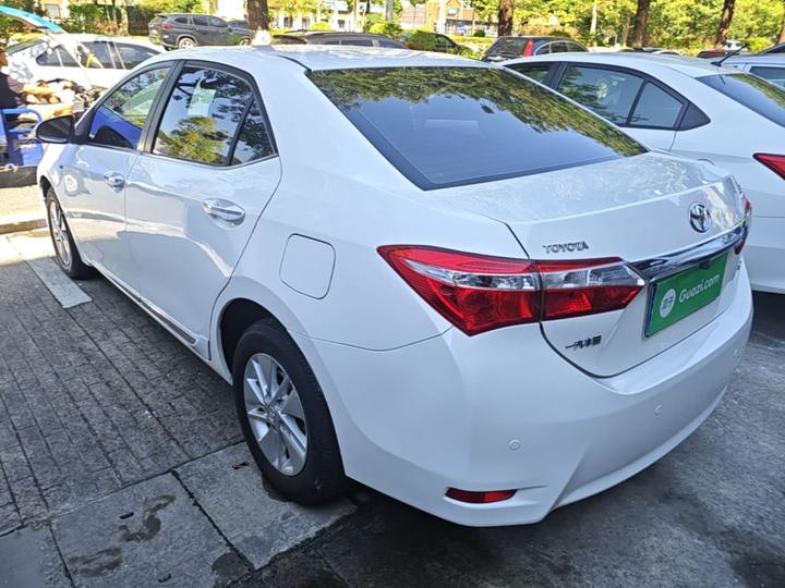 Corolla 2014 1.6L CVT GL-i photo 4