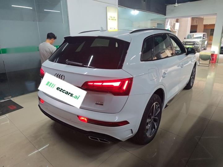 Q5L 2024 40 TFSI Luxury Dynamic photo 6