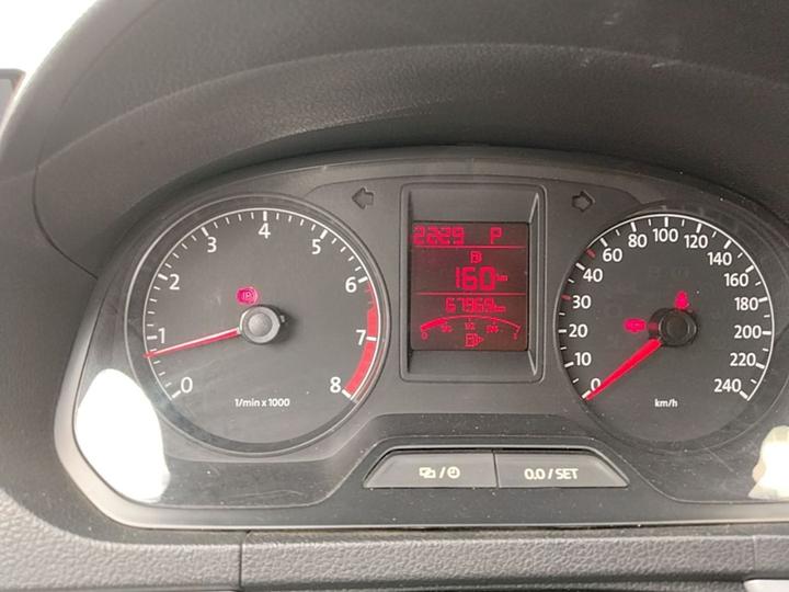 2013 1.6L AT Comfort photo 3