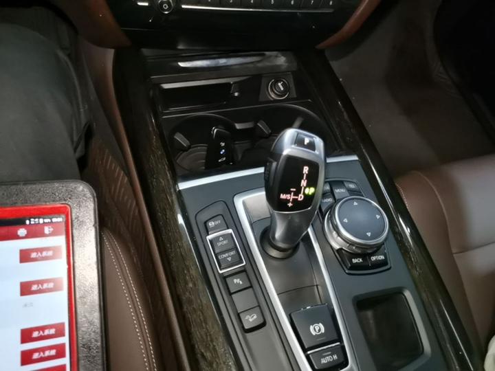 X5 Imported 2014 xDrive35i Leading photo 5