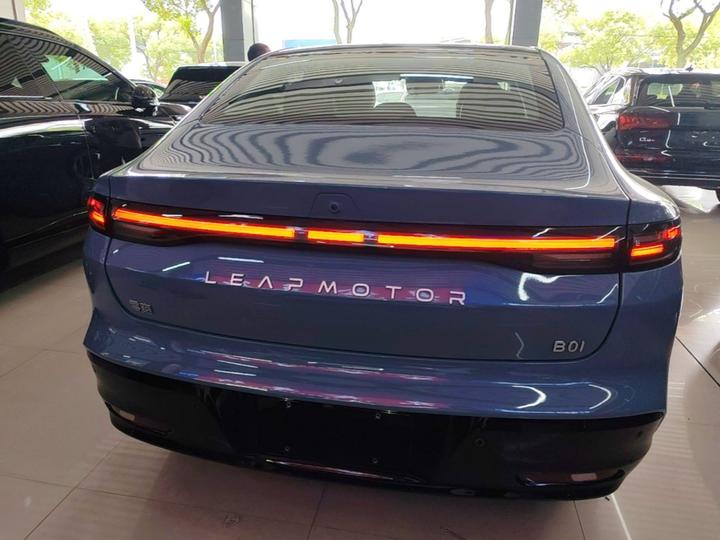 Leapmotor B01 2025 550 LiDAR photo 3