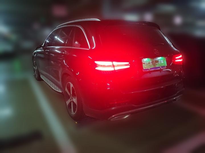 GLC 2019 Facelift GLC 260 L 4MATIC Luxury photo 4