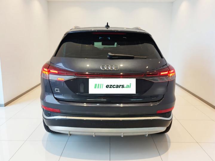 Q4 e-tron 2023 40 e-tron photo 3