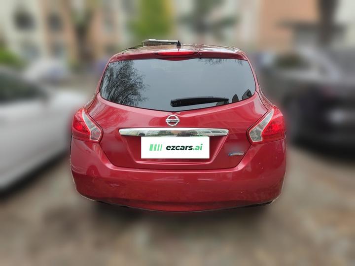Tiida 2011 1.6L CVT Comfort photo 5