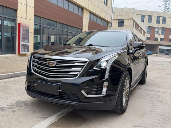 XT5 2018 25T Luxury