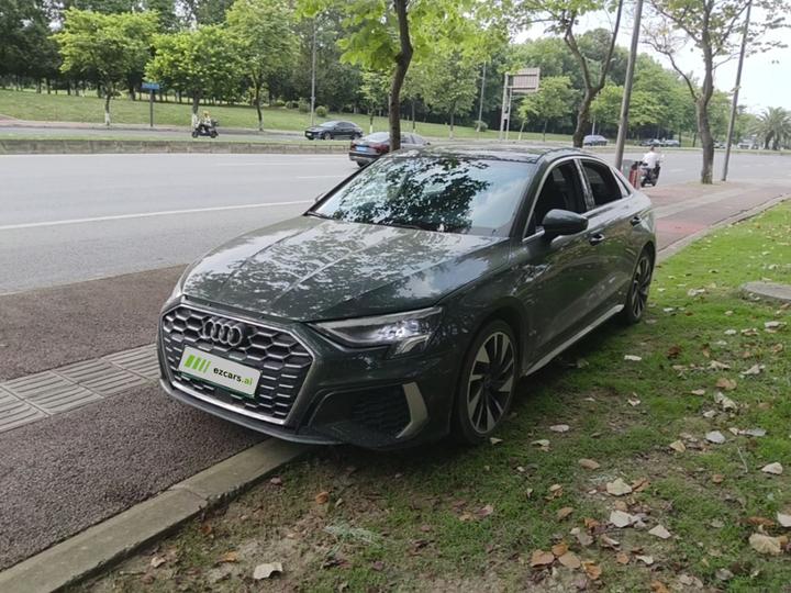 A3 2023 Facelift A3L Limousine 35 TFSI Fashion Sport