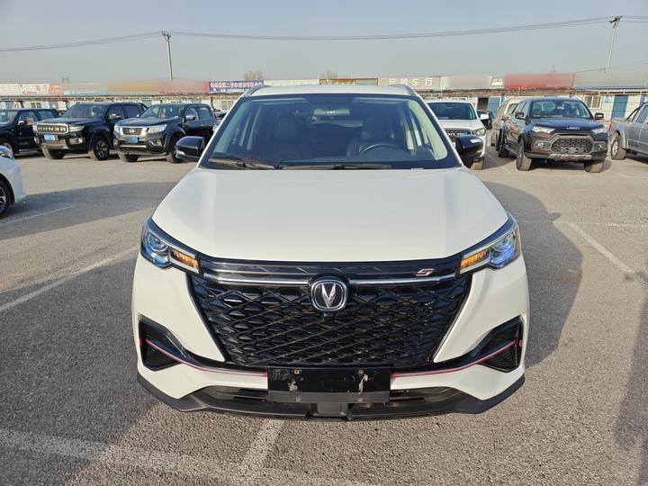 CS55PLUS 2021 1.5T MT Luxury photo 2