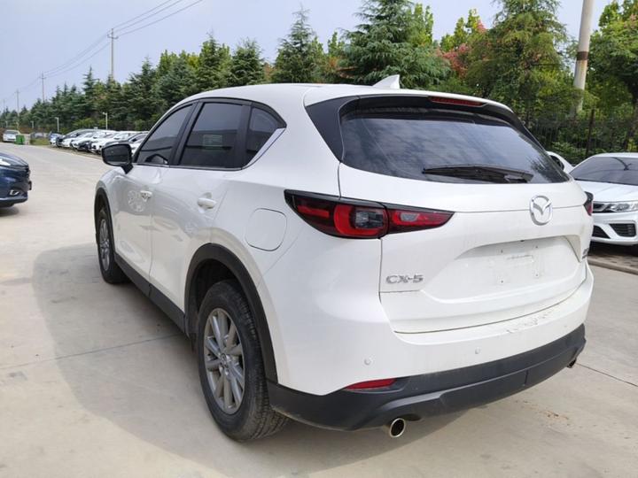 CX-5 2024 2.0L AT RWD photo 4