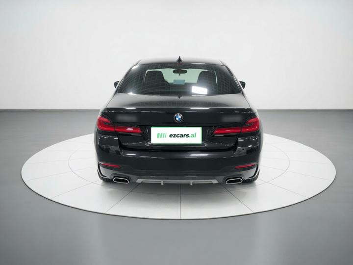 5 Series 2022 Facelift 525Li M Sport Package photo 5