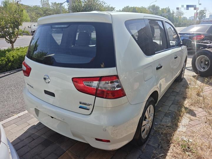 2015 1.6XE CVT Comfort photo 4