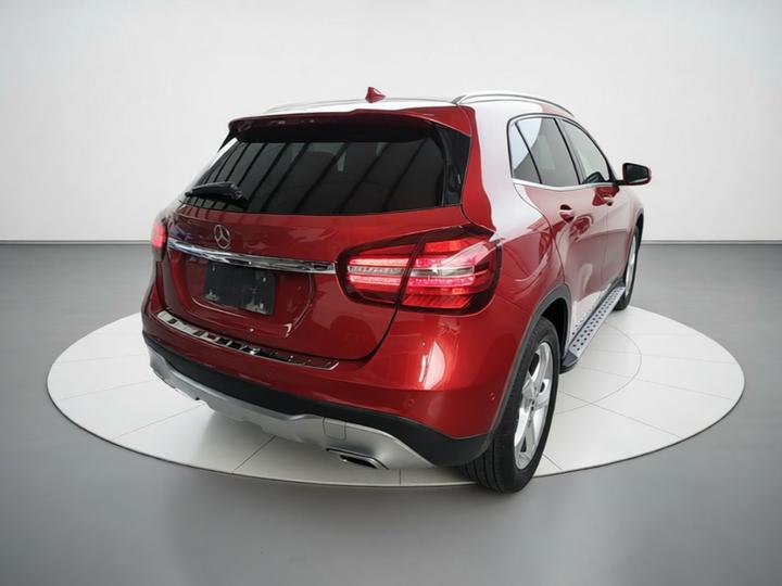 GLA 2019 GLA 200 Dynamic photo 4