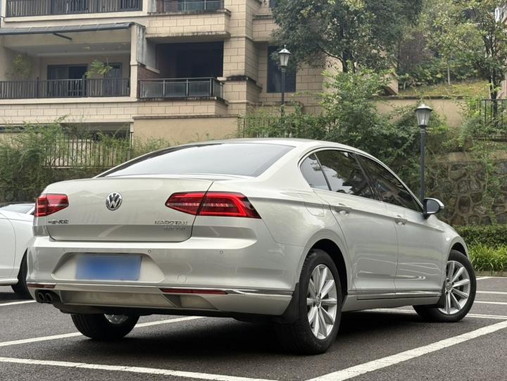 Magotan 2017 330TSI DSG Luxury photo 5