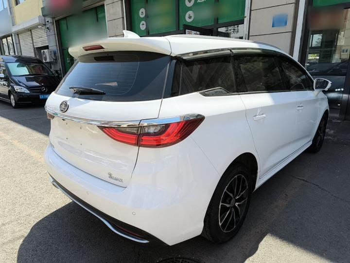 Song MAX 2017 1.5T AT Connected Elite 7-Seater photo 4
