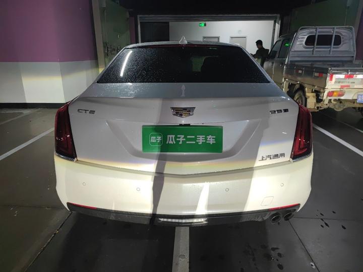 CT6 2017 28T Leading photo 5
