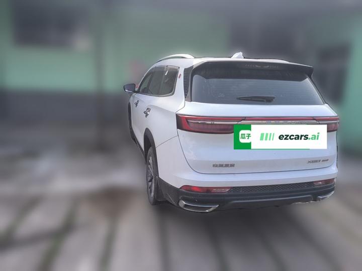 X90 PLUS 2023 Facelift 1.5T MT 7-Seater photo 4
