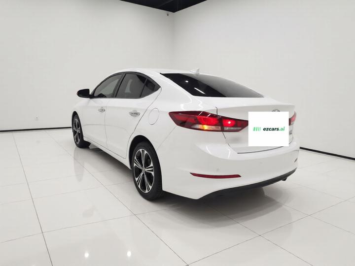 Elantra 2018 1.4T DCT photo 4
